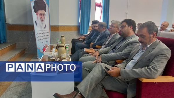 دوره توانمند‌سازی مدیران مدارس ناحیه ۶ مشهد