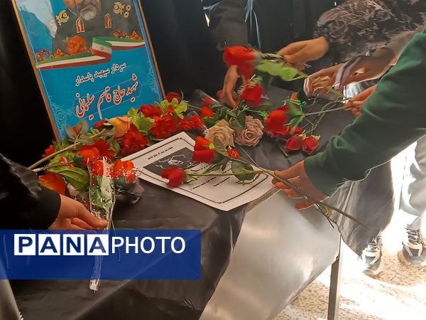 سالگرد شهادت سردار سلیمانی در دبیرستان دخترانه نور اردبیل