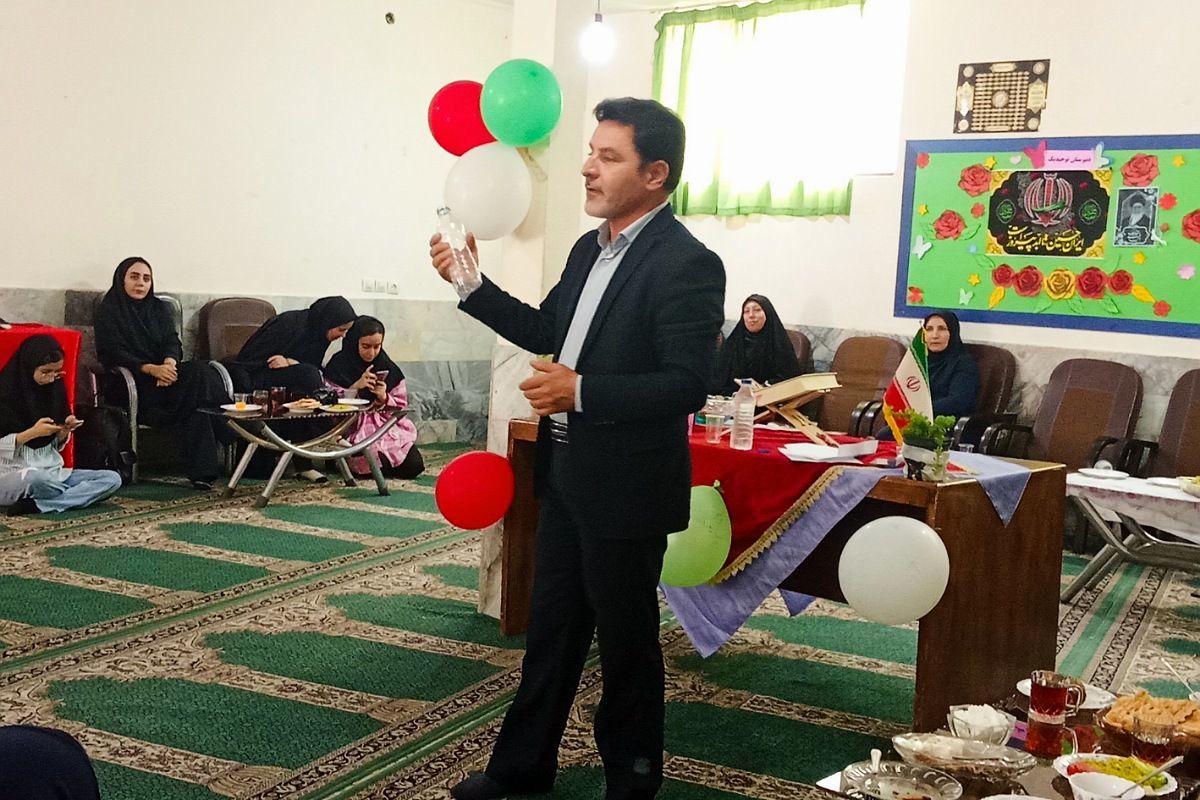 آغاز فعالیت‌های مهارت محور پایگاه تابستانی در دبیرستان توحید یک