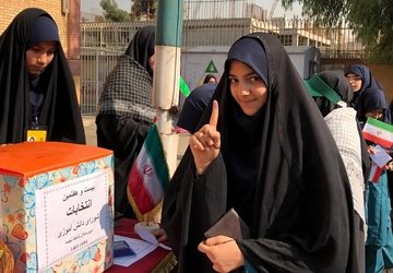  بیست و هفتمین مرحله از انتخابات شورای دانش‌آموزی در دبیرستان شاهد نجمه ناحیه دو شهرری 