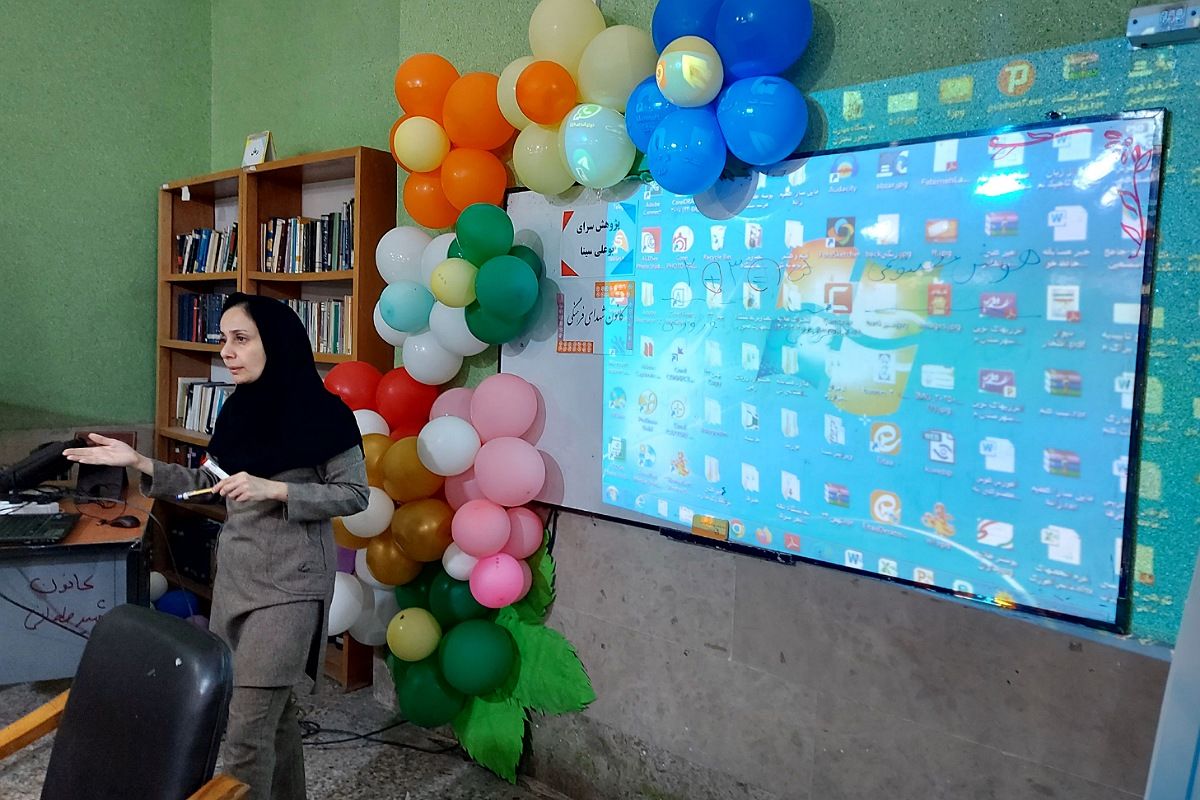 برگزاری کارگاه‌های آموزشی متنوع در کانون شهدای فرهنگی تربیتی ملارد؛ فرصتی برای یادگیری مهارت‌های نوین