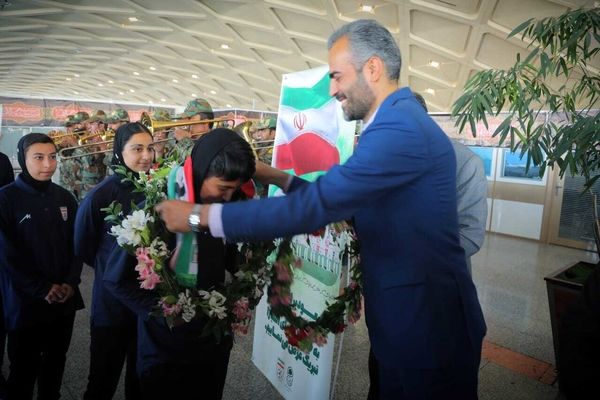  پاداش صعود تیم ملی فوتبال بانوان برروی ریل تصویب