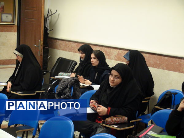 دوره نشست‌های مبانی اندیشه در دانشگاه‌ آزاد تهران جنوب