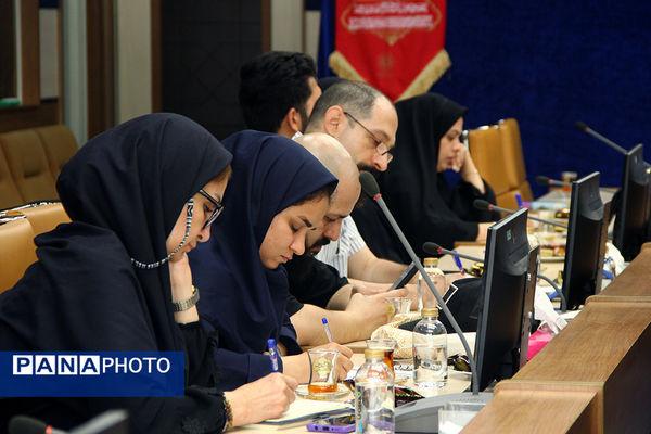 نشست خبری بیست و دومین رویداد فرهنگی «عطر سیب»
