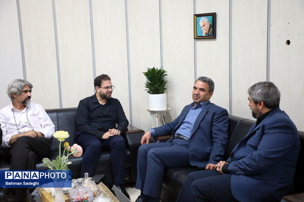 بازدید احمد محمودزاده معاون وزیر آموزش و پرورش از خبرگزاری پانا