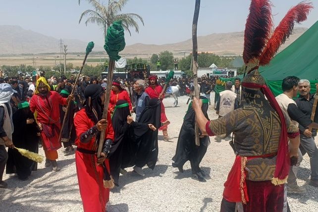 مراسم خیمه سوزان در شهر طاقانک