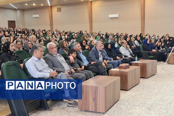 کارگاه نقش والدین در تربیت فرزندان در شیراز