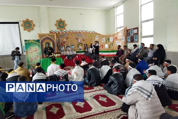 اعزام دانش‌آموزان پسر متوسطه دوم حاجی‌آباد به کربلای‌ایران