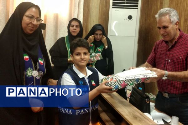 نشست صمیمی مدیر و معاون پرورشی ناحیه 4 شیراز با مربیان، پیشتازان و خبرنگاران پانا