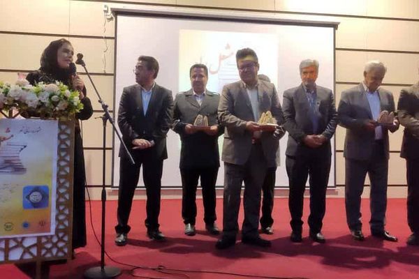 پیوند ادبیات با دغدغه‌های مردم تأثیرگذار خواهد بود