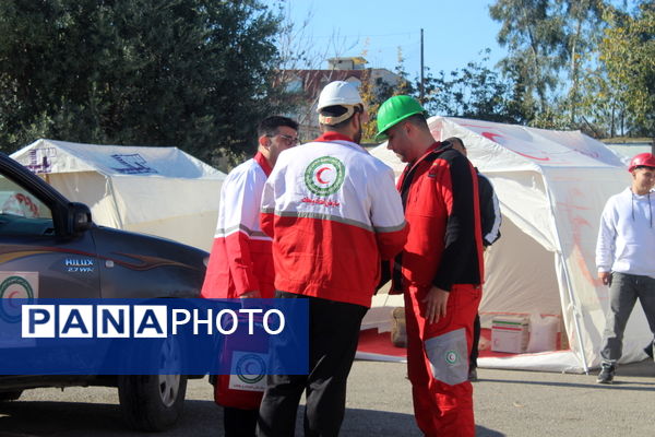 مانور سراسری زلزله در دبیرستان شهید باهنر گلوگاه