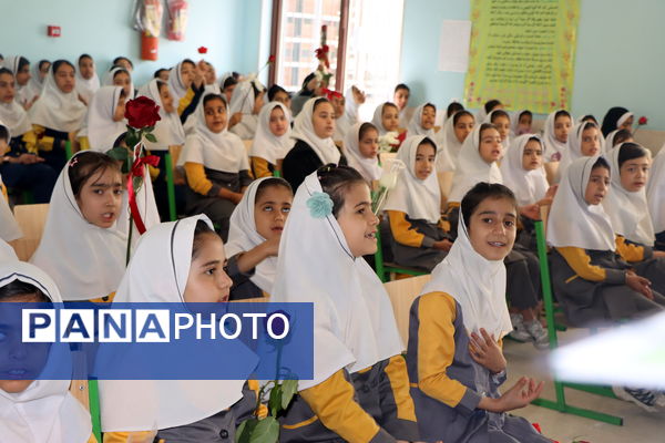 تجلیل از معلمان، سرمایه‌های گران بازار علم