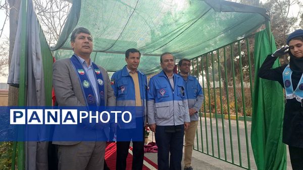 مانور زلزله استانی در هنرستان محمودیه خیامی ناحیه ۶ مشهد 