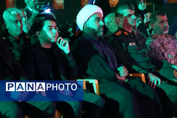 یادواره سرداران و شهدای محله حسین‌آباد در برازجان با حضور نماینده ولی فقیه در استان بوشهر