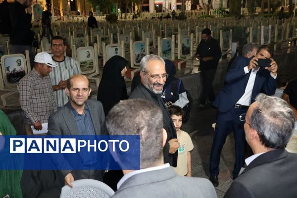 برپایی موکب خدمت در گلستان شهدای اصفهان با حضور فرماندار اصفهان 