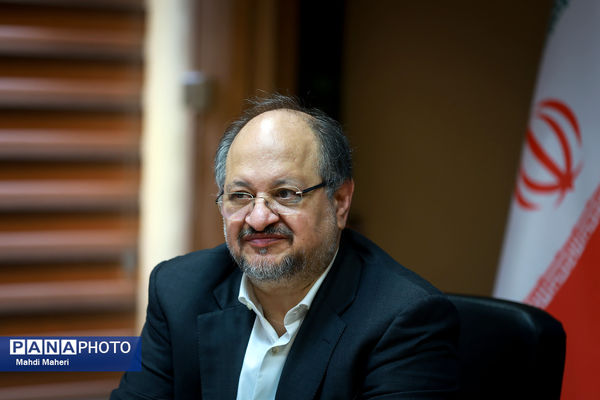 آیین انعقاد تفاهم‌نامه احداث و تجهیز مدارس از محل مسئولیت اجتماعی