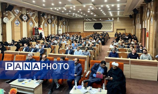 گردهمایی مدیران مدارس شهرستان کاشمر 