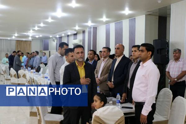 جشن تجلیل ازمقام والای معلم در بندرخمیر