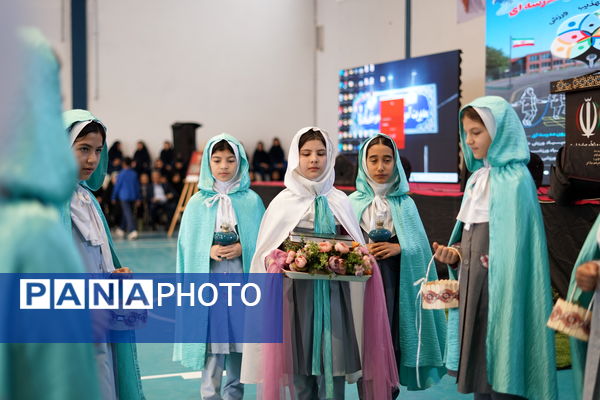 آیین متمرکز کشوری المپیاد ورزشی درون مدرسه‌ای در آق قلا 