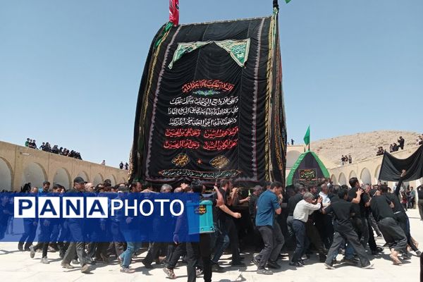  جلوه‌هایی از عزاداری مردم بنادکوک در روز شهادت امام رضا(ع)