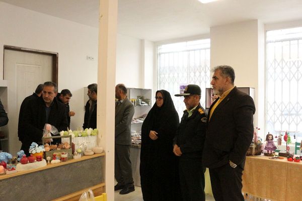 افتتاح نمایشگاه ویژه شب یلدا در فیروزکوه