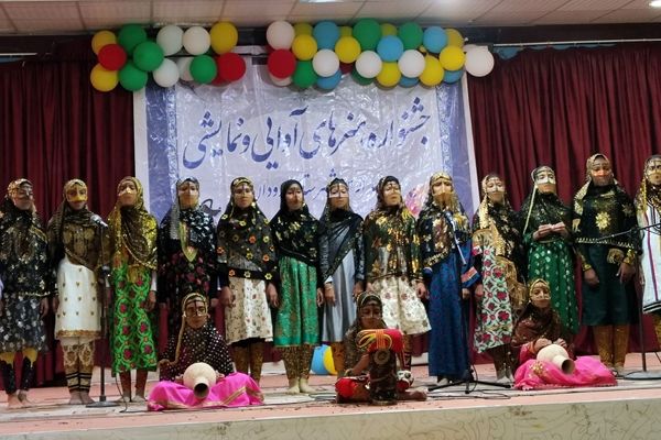 جشنواره سرود دانش آموزی شهرستان رودان  برگزار شد /فیلم