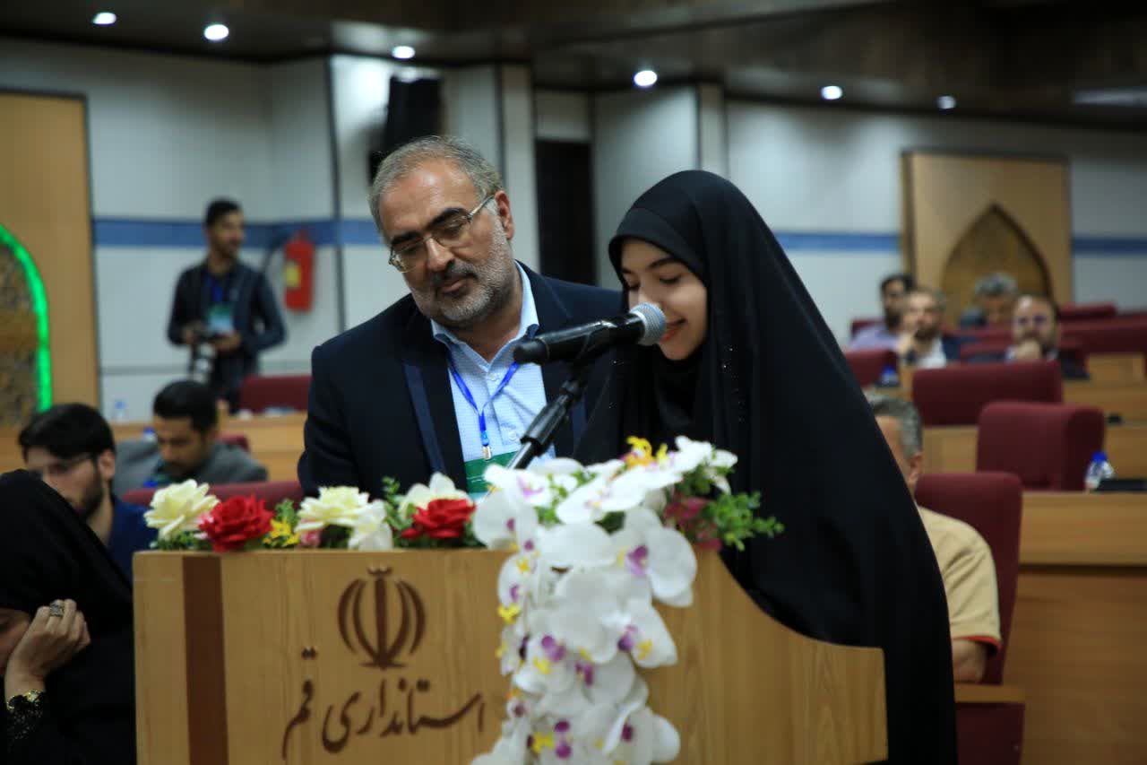 نشست صمیمی مدیران رسانه با استاندار قم