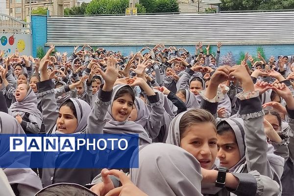 جشنواره‌ای به وسعت لبخند در رباط کریم