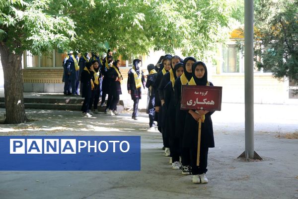 پیش اردوی ملی پیشتازان دختر سازمان دانش‌آموزی آذربایجان شرقی