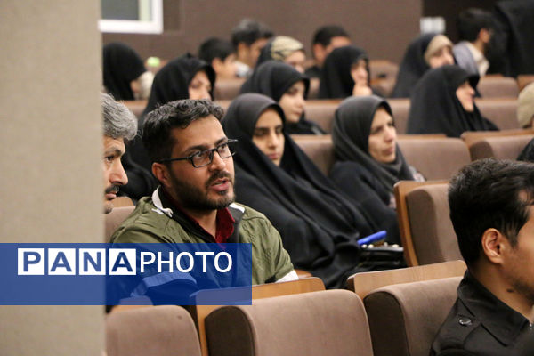 رونمایی از کارت خدمت جهادی معلمان در قم