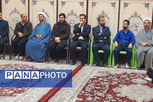 جشن عبادت و بندگی ۱۰۰۰ دانش‌آموز پسر اسلامشهری