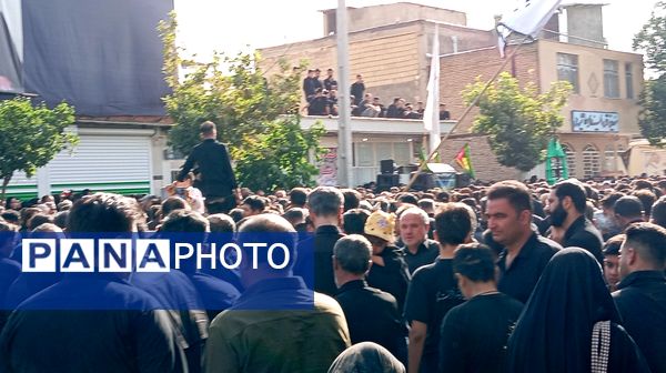 زنان و مردان بن در آیین گل‌زنی؛ هم‌نوا با کاروان کربلا