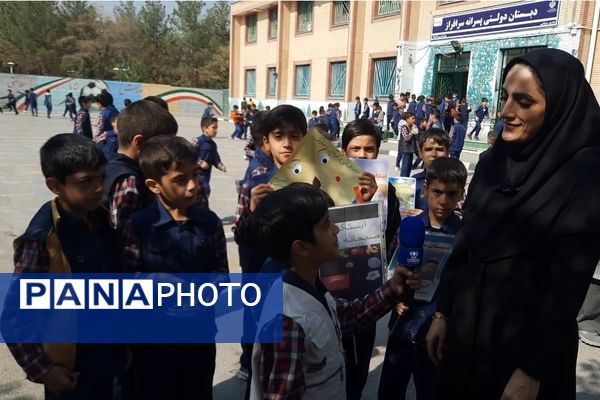 بمناسبت روز جهانی کودک برپایی جشنواره صبحانه سالم در دبستان پسرانه سرافراز ناحیه۷ مشهد