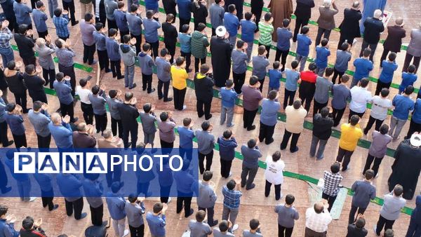 اقامه نماز باران در دبیرستان علوم و معارف شهید مطهری (ره)