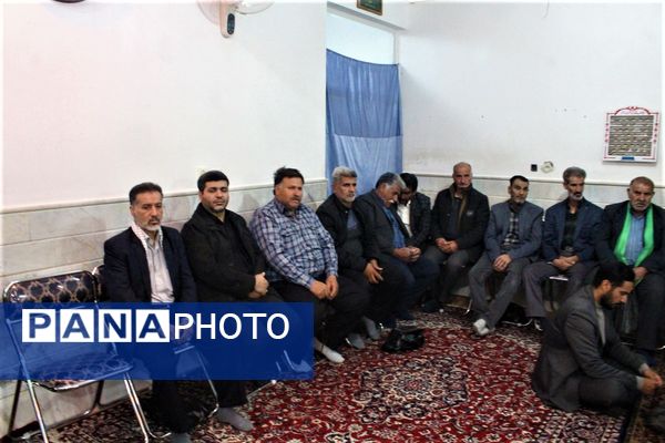 گرامیداشت یاد و خاطره ۱۵ شهید والامقام روستای مومن آباد قم