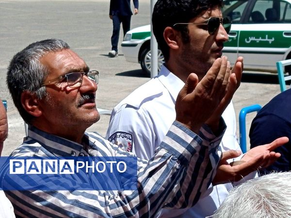 نماز جمعه ای هزاران نفری با حضور حماسی مردم کاشمر