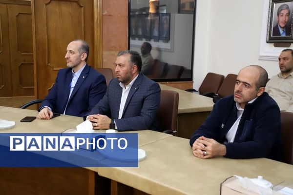 جلسه جمع‌بندی سفر اعضای کمیسیون آموزش مجلس به استان با حضور وزیر آموزش و پرورش 