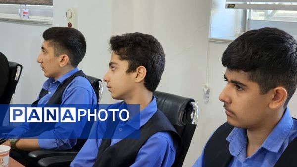 شما دانش آموزان آینده‌سازان این سرزمینید