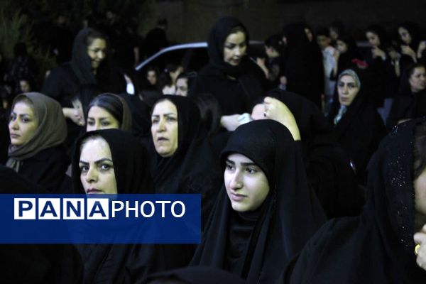مراسم عزاداری و تعزیه خوانی شب هشتم محرم در گچساران 