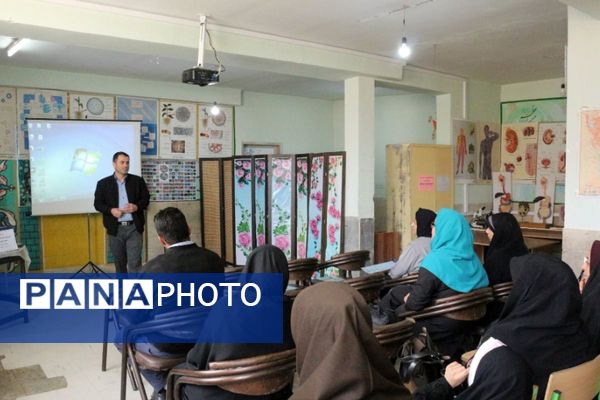 اولین جلسه رابطین تحقیق و پژوهش در پژوهش‌سرای هسته‌ای فیروزکوه 