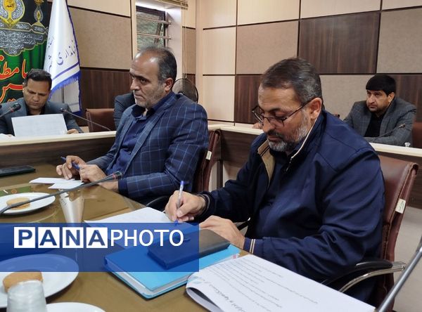 برگزاری سومین جلسه شورای آموزش و پرورش شهرستان ملارد با حضور مسئولان شهرستان ملارد
