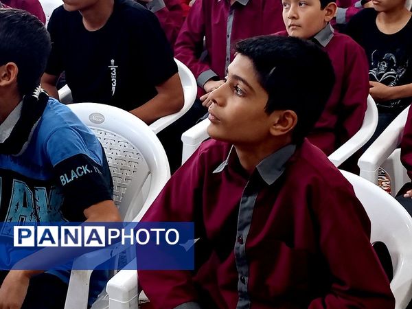 مشاورین سلامت دبیرستان میثاق انتخاب شدند