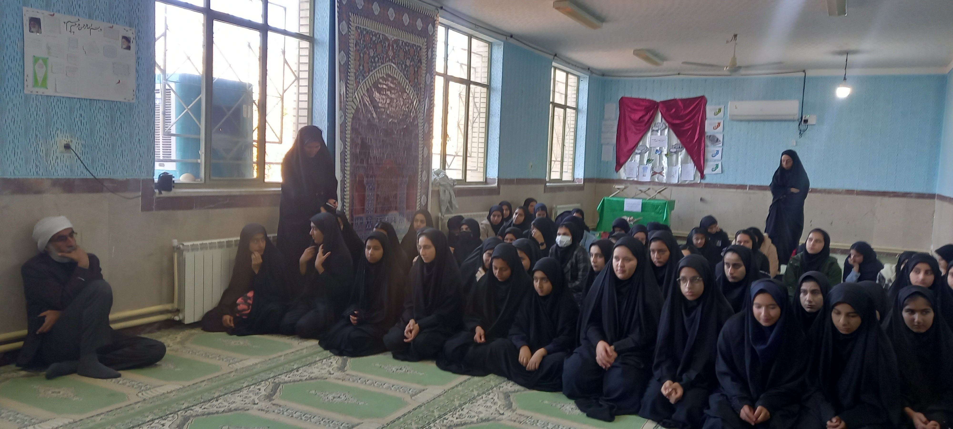 مراسم سوگواری ایام فاطمیه در مدارس بخش سراب میمه 