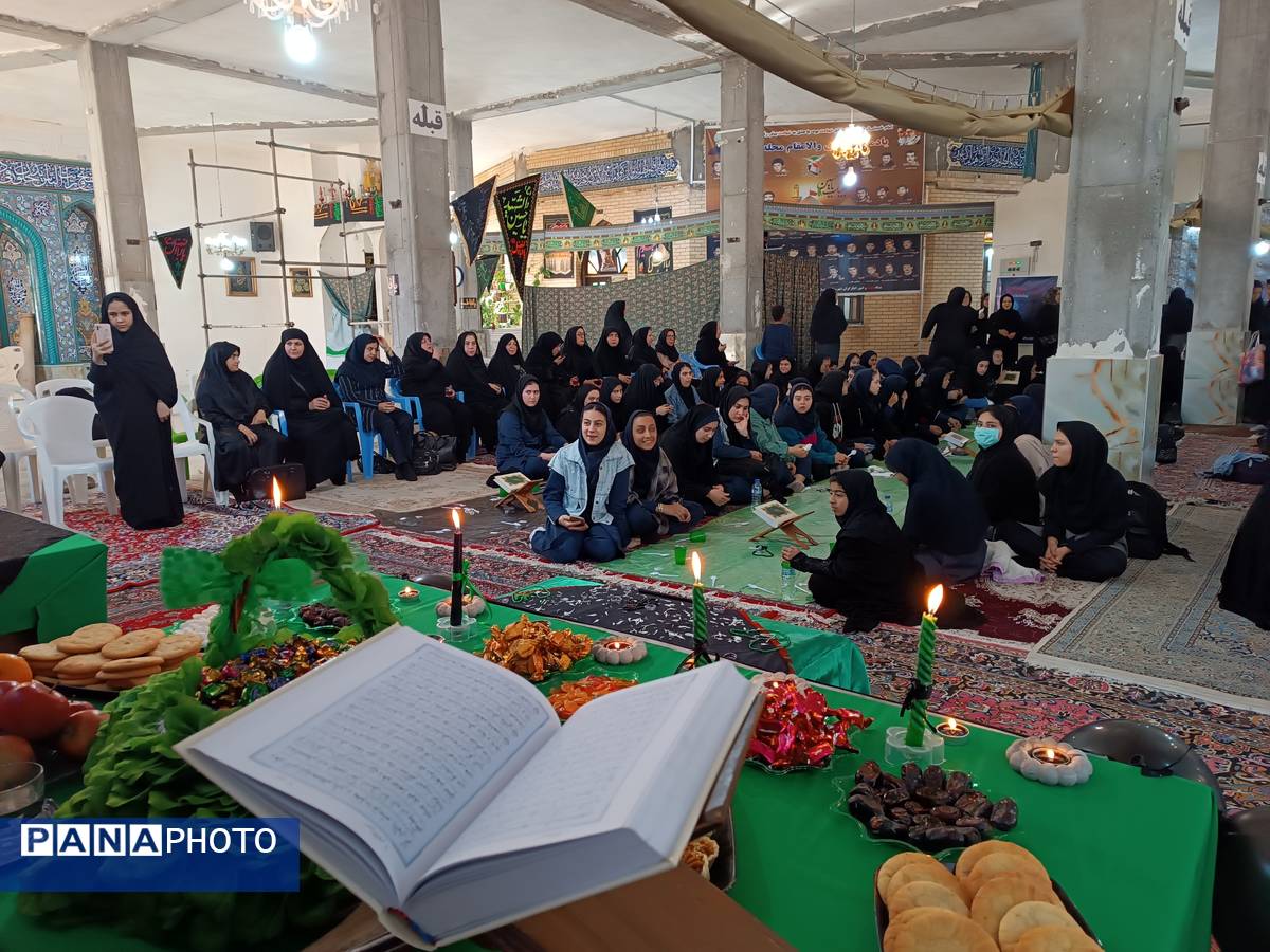برگزاری برنامه‌ ویژه، به مناسبت ایام فاطمیه در امامزاده نیار اردبیل