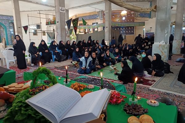 برگزاری برنامه‌ ویژه، به مناسبت ایام فاطمیه در امامزاده نیار اردبیل