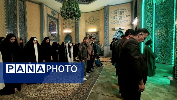 جشن فارغ‌التحصیلی دانش‌آموزان دختر بروجنی