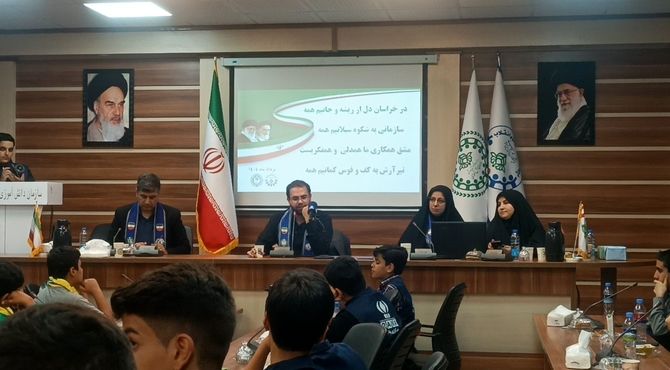 دیدار صمیمانه دانش آموز خبرنگاران پسر پانای خراسان رضوی با قائم مقام سازمان دانش آموزی 