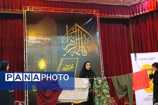 برگزاری محفل شعرخوانی و رونمایی کتاب در اسلامشهر 