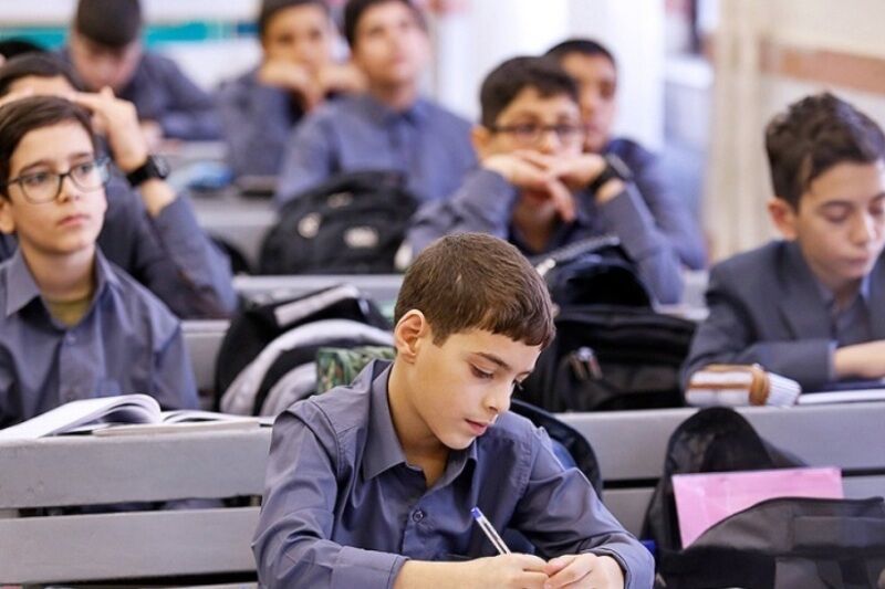 آموزش و پرورش در جامعه امروز باید به یک سیستم جامع تبدیل شود