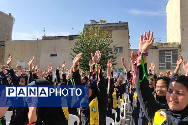 جشن انتخابات شهردار مدرسه شهید خبره فرشچی ناحیه یک شهرری